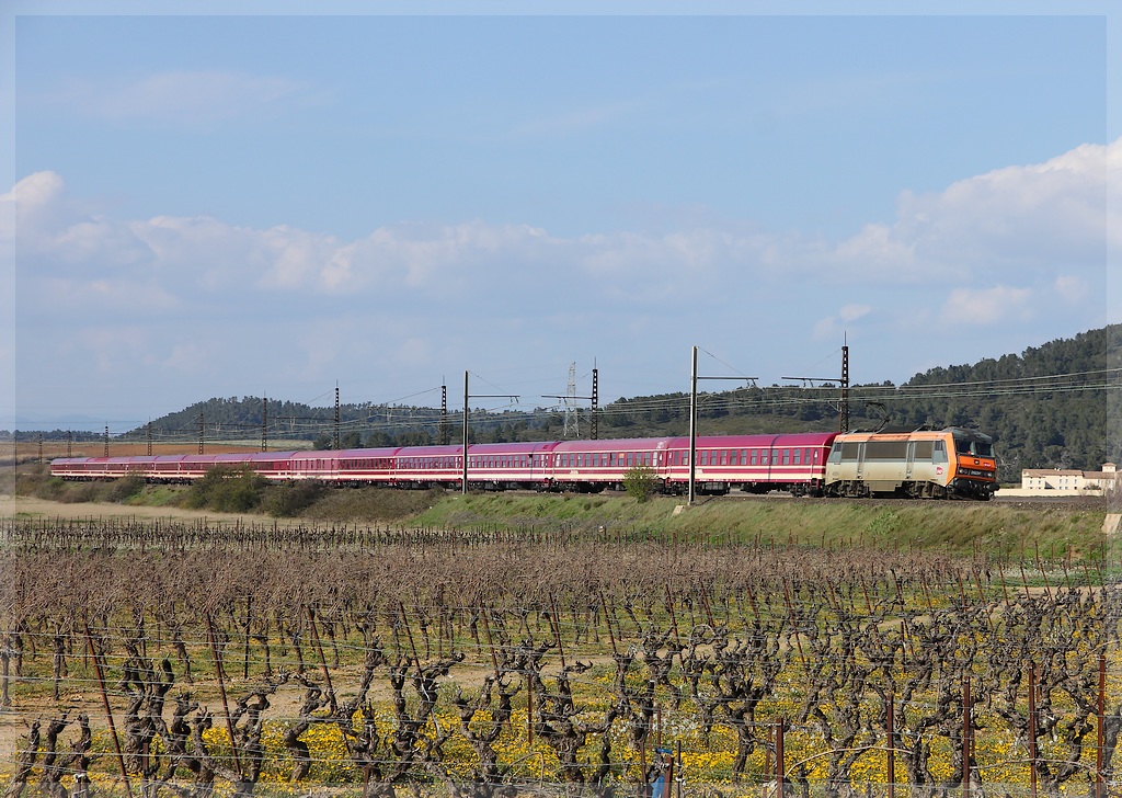 Photos et vidéos de la ligne Bordeaux - Toulouse - Narbonne - Sète (2007-2013) - Page 37 Img_9125-3cf7751